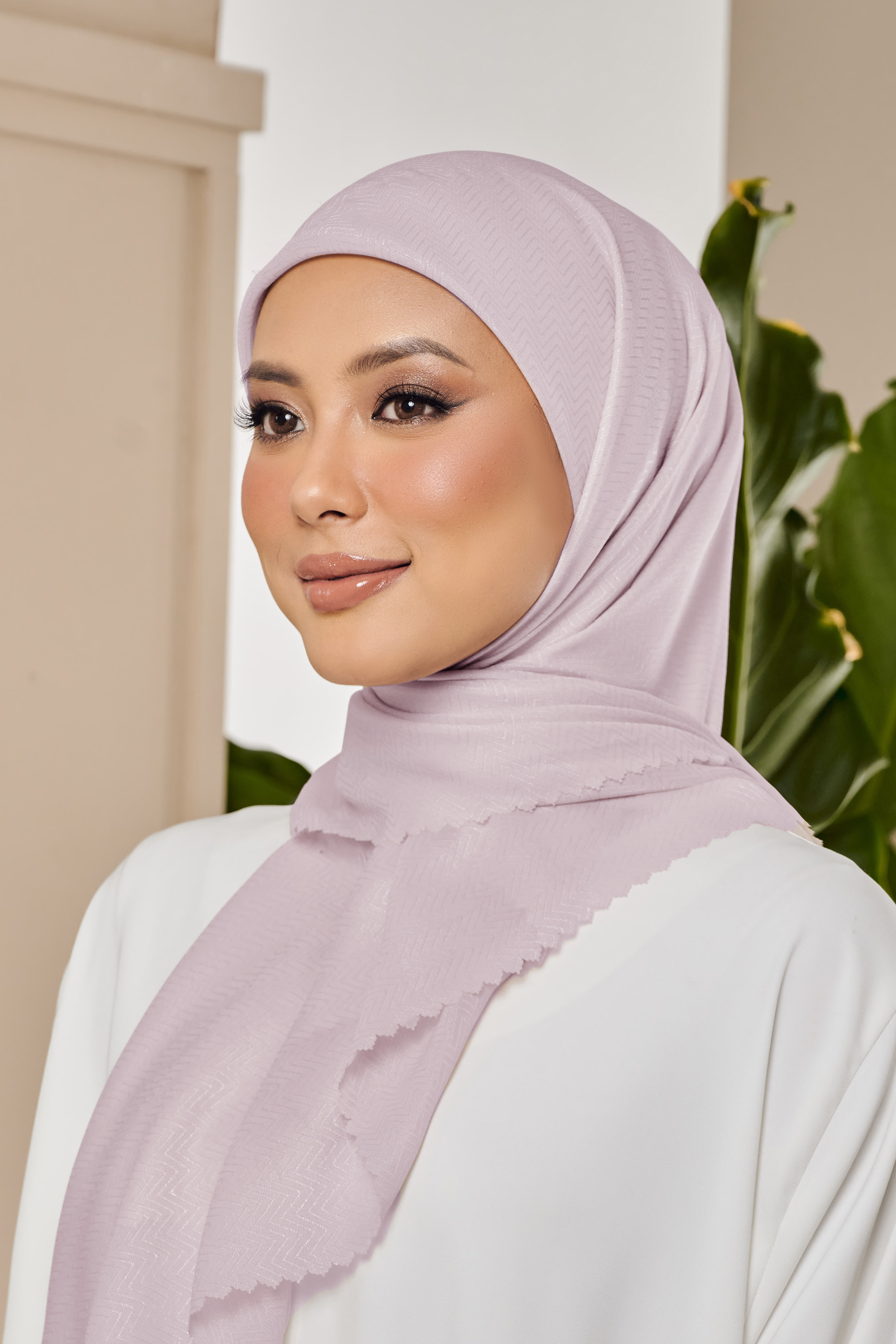 LUNA Bawal Kayr in Light Purple